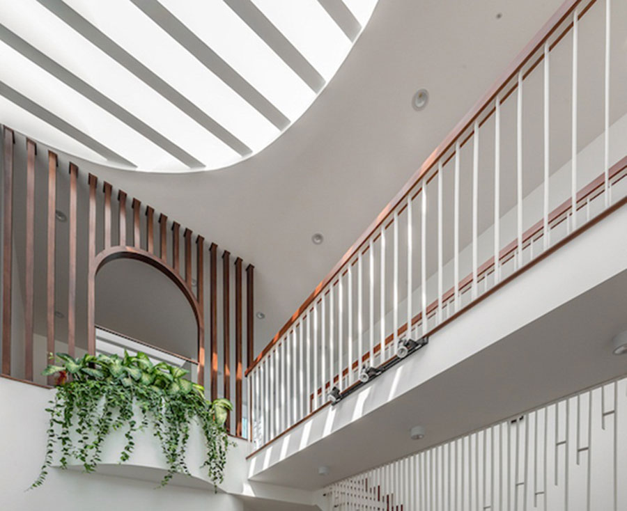 Cách làm giếng trời trong nhà cần đảm bảo đúng yêu cầu kỹ thuật và thẩm mỹ